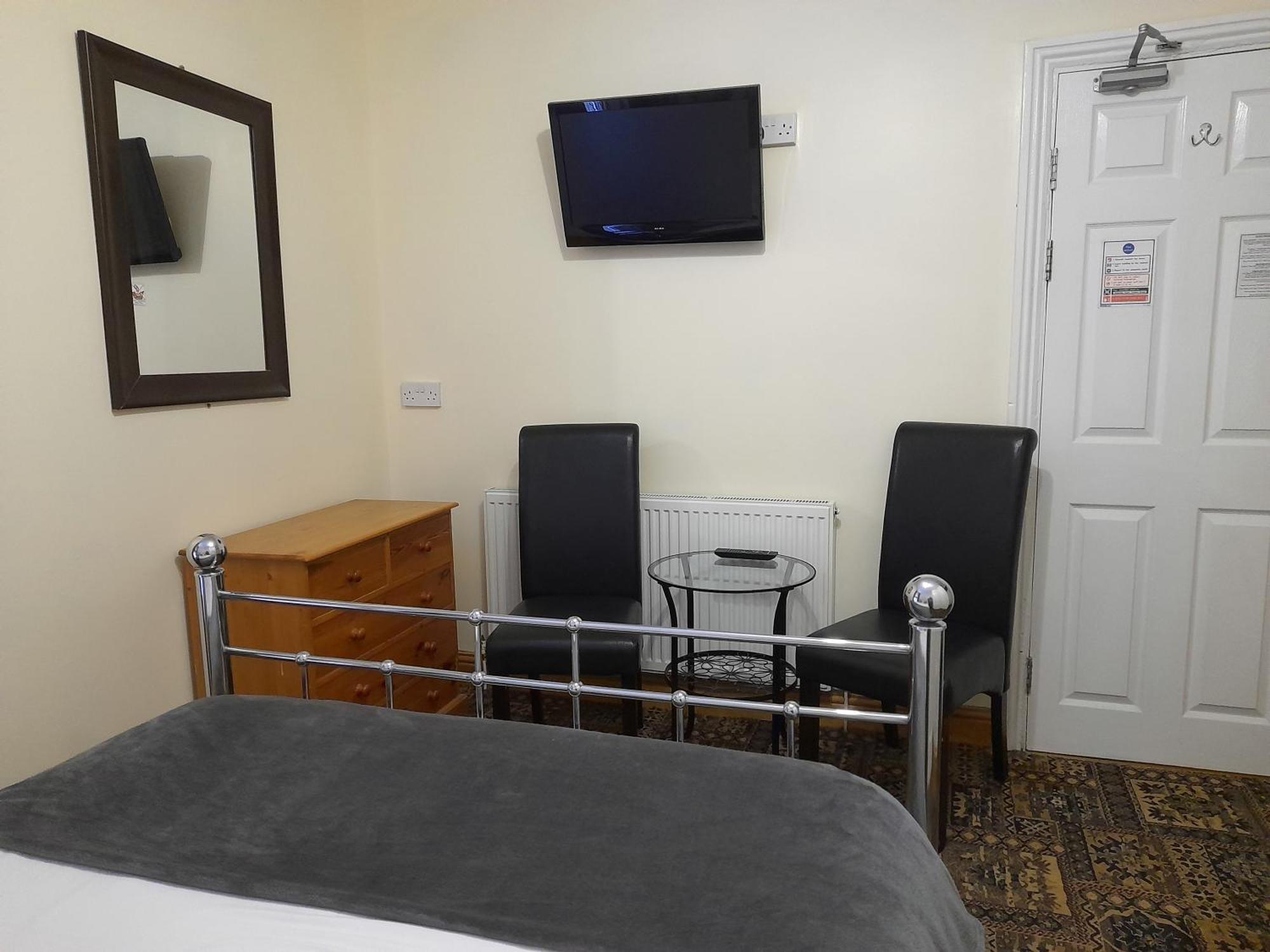 Phoenix Guest House Blackpool Oda fotoğraf