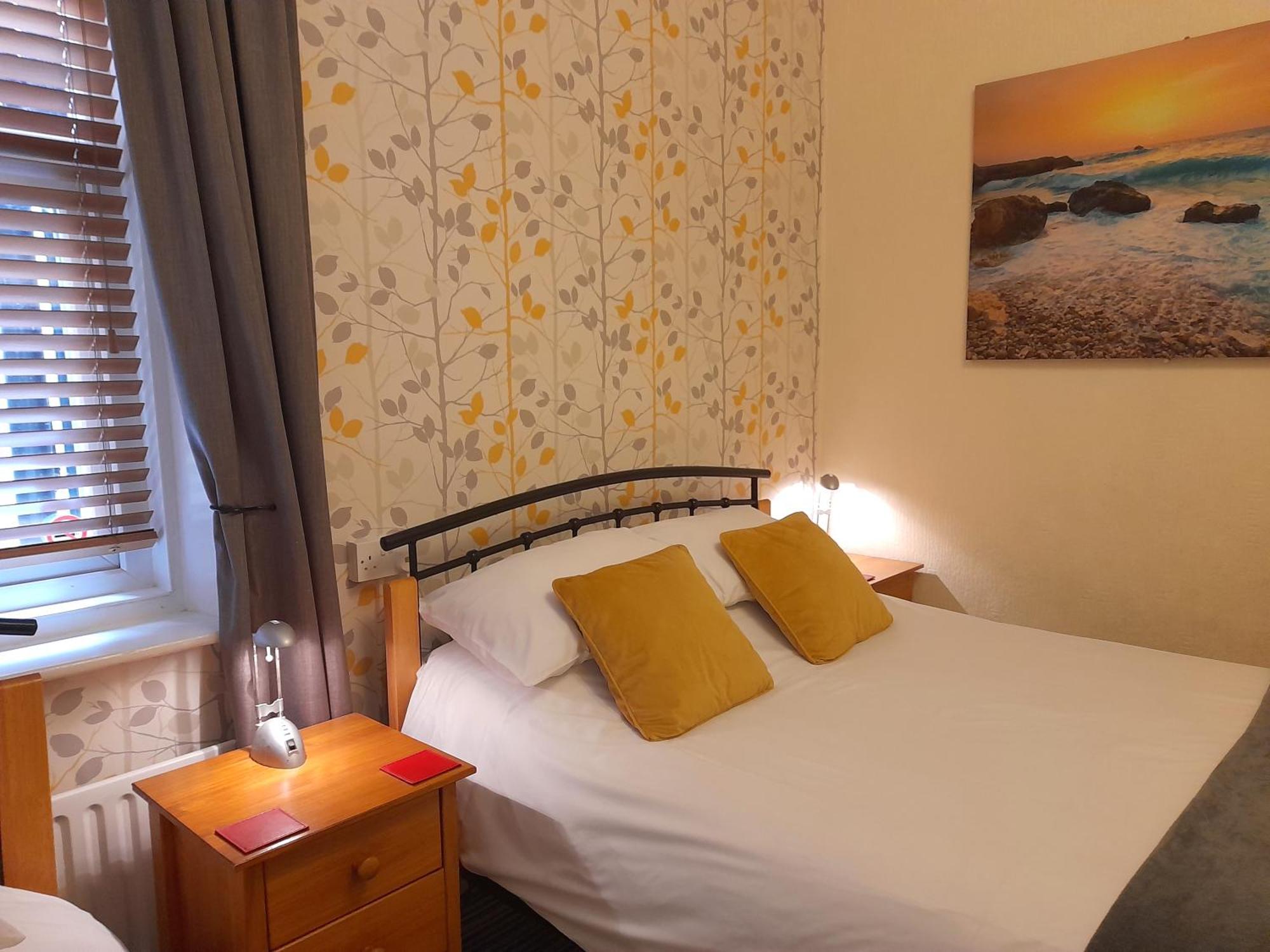 Phoenix Guest House Blackpool Oda fotoğraf